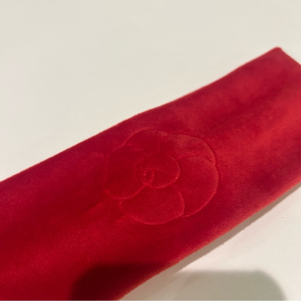 Chanel Cosmetics Headband - Picture 4 of 10